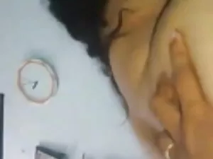मम्मी और उसकी बेटी अ ...