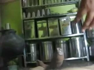 MOMS सेक्सी फिल्म फु ...
