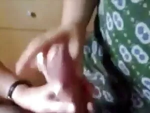 दो भोजपुरी सेक्सी फु ...
