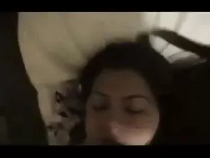 हॉर्नी लड़कियों ने ए ...