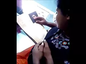 एबोनी प्यारी कारमेल  ...