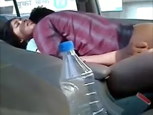 पाउला मीडोज और नीना  ...