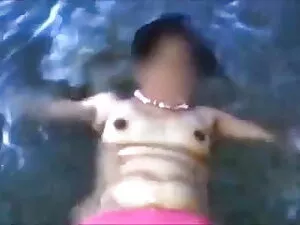 गन्दा खोपड़ी-कमबख्त  ...